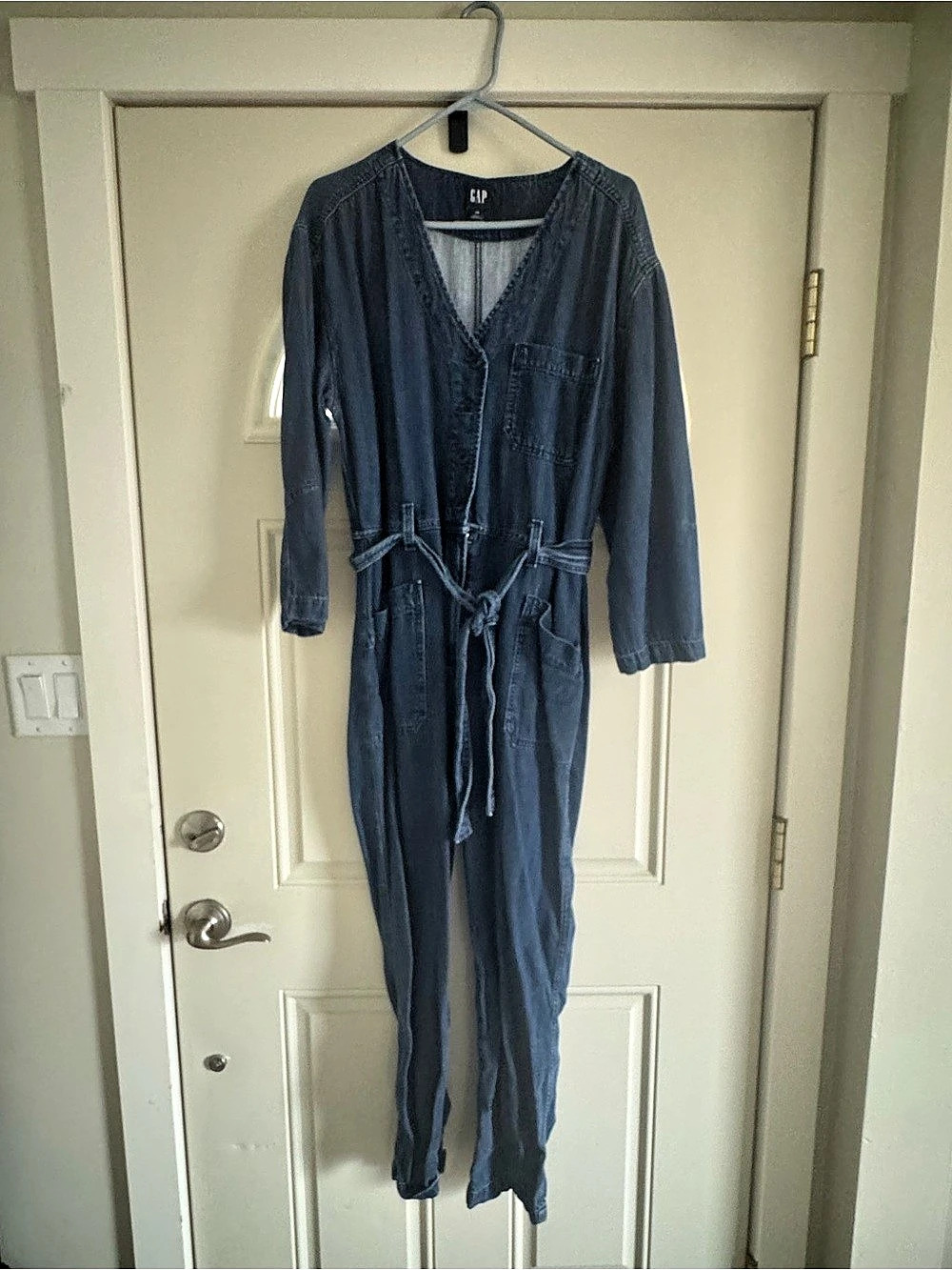 Gap Denim Jumpsuit in Blue Size 14 Like New